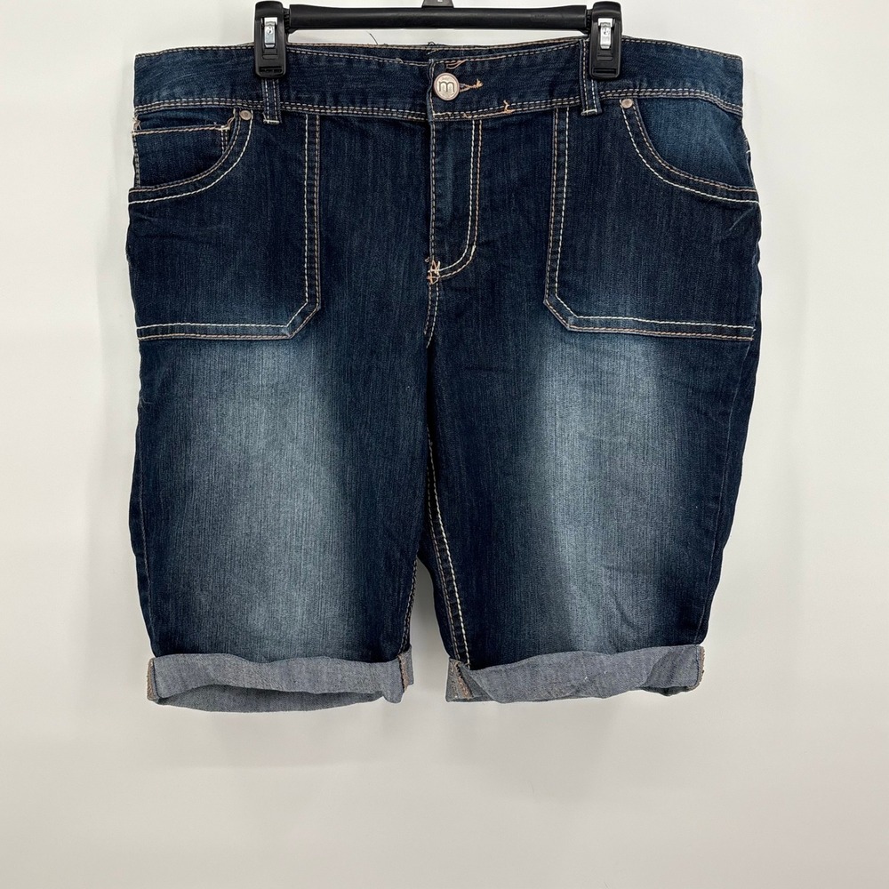 Maurices Womens Plus 22 Dark Wash Straight Bermuda Denim‎ Shorts Cuffed Stretch
